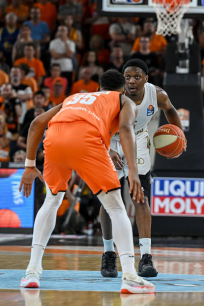 手球判罚的 手球判罚的