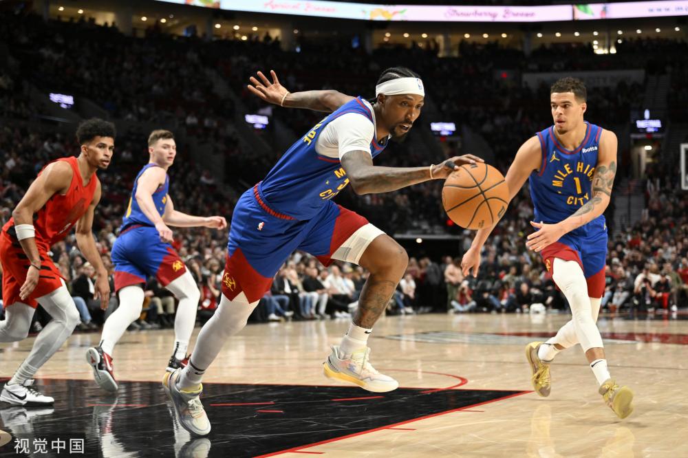 亚足球队的 亚足球队的