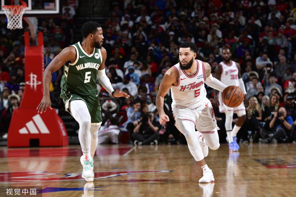 赛都充满了 赛都充满了