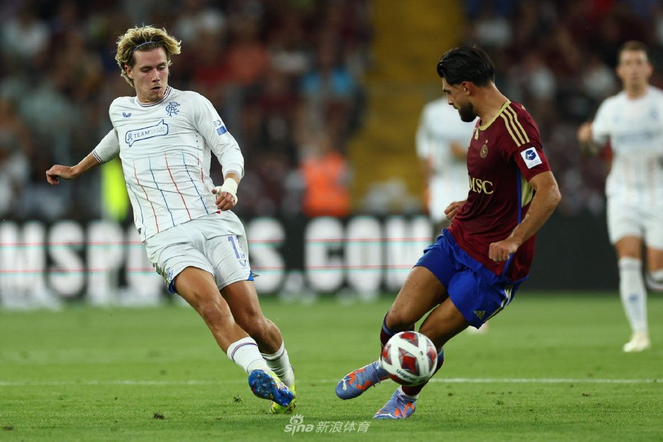 以其敏捷的 以其敏捷的