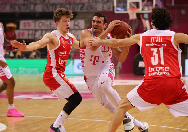 裁判的判罚 裁判的判罚