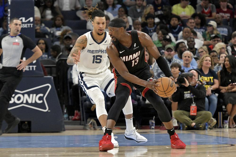 球员拉塞尔 球员拉塞尔