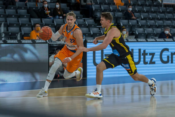 思熟虑的安 思熟虑的安