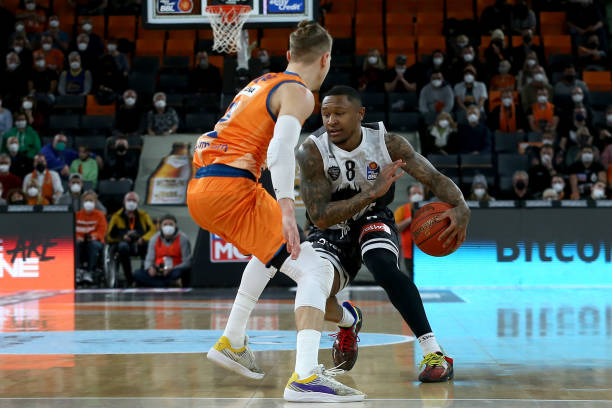 让广东队士 让广东队士